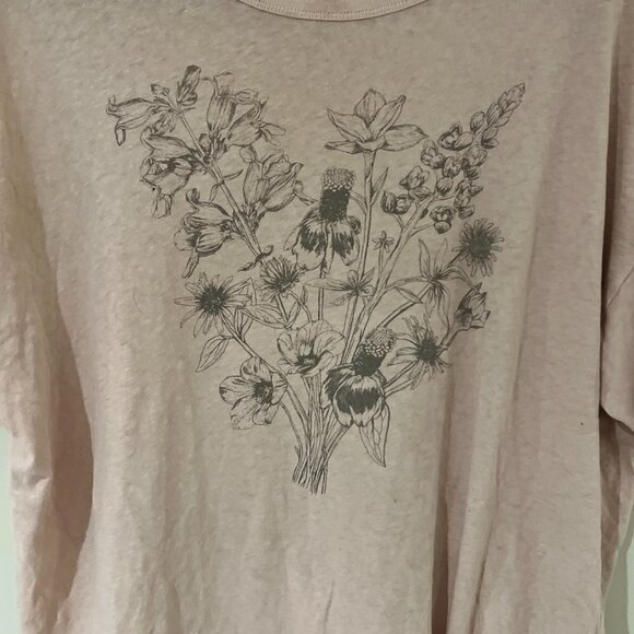 American Eagle Graphic T-Shirt - Large in Light Pink - Picture 3 of 6
